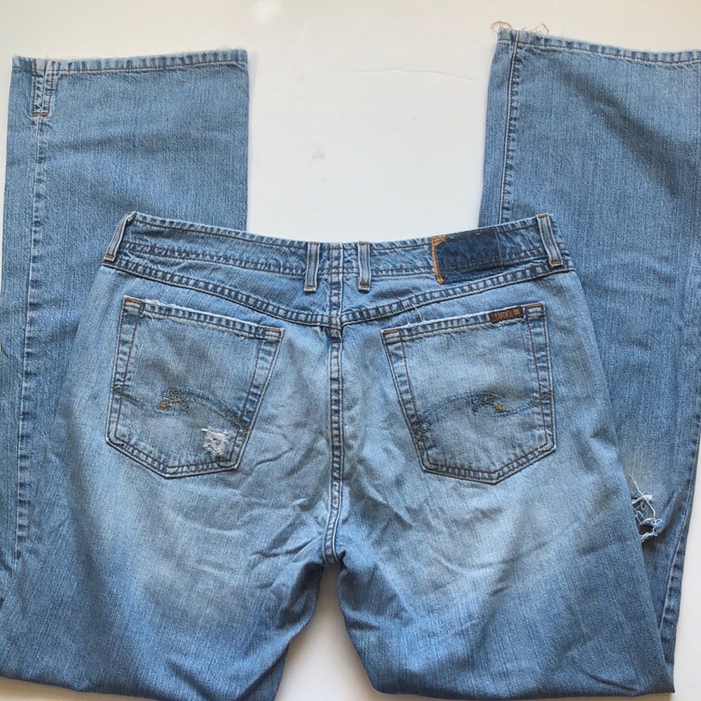 LUCKY BRAND Wonder Fit Custom Distressed Jeans - Picture 3 of 15